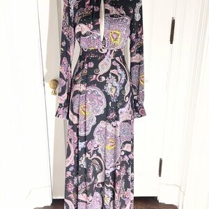 Elegant Paisley Print Maxi Dress plunge size 0 open back express women’s D284